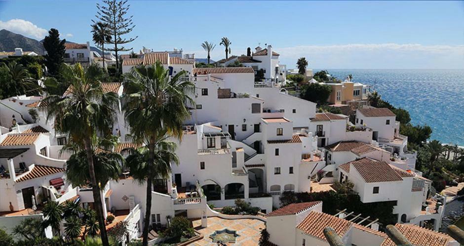 Hotel Bajamar Ancladero Playa Nerja Exterior photo