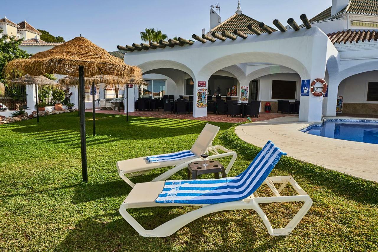 Hotel Bajamar Ancladero Playa Nerja Exterior photo